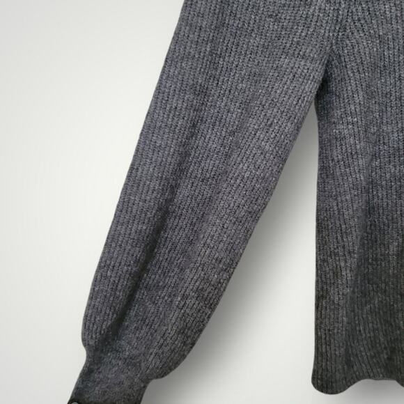 Halogen Sweater Size Small S Grey Pink Puff Sleeve Stretchy Tight Knit Soft - Picture 3 of 11